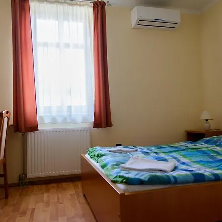 Anna Nocleg ze śniadaniem Sopron